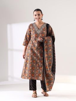 Mamicha - Shyamali Suit Set