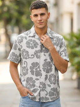 Bewakoof - Men Grey and Black All Over Floral Printed Oversized Shirt