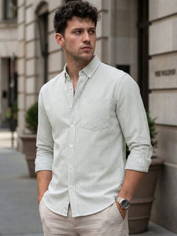 Bewakoof - Men Green Stripes Regular Fit Shirt