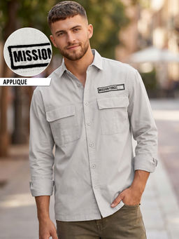 Bewakoof - Men Grey Applique Typography Shirt