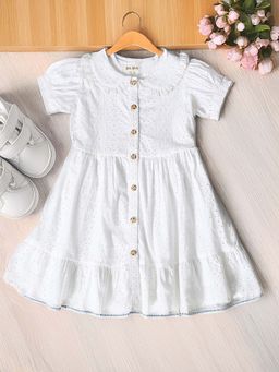 Bella Moda - White Cotton Solid Knee Length Dress