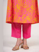 Pink color option, Currently selected