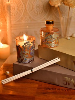 Tayhaa - Pink Golden Aura Scented Candle with Fragnance