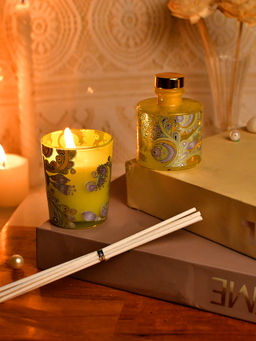 Tayhaa - Yellow Golden Aura Scented Candle with Fragnance
