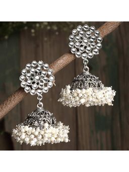 Karatcart - Oxidised Silver Pearl Studded Kudan Jhumki Earrings for Women