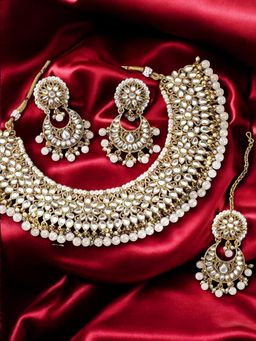 OOMPH - Gold Jadau Kundan Choker Necklace Set with Chandbali Earrings & Maangtikka