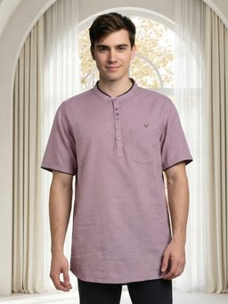 KUONS AVENUE - Men Mauve Mandarin Collar Short Kurta