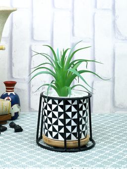 Tayhaa - Green Highly Attractive Faux Plant with Ceramic Pot Stand