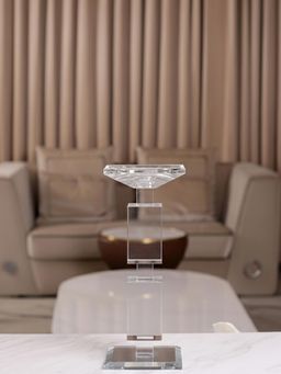 Aarvi Decor - Transparent Elegance Candle Holder