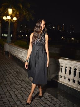 Style Island - Black Laurel Embroidered Ribbed Midi Dress