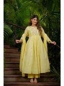 Yellow color option, Currently selected