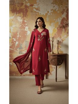 FAST FASHIONS - Women Red Chanderi Silk Embroidered Kurta with Trouser