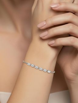 Silberry - 925 Sterling Silver White Glory Bracelet
