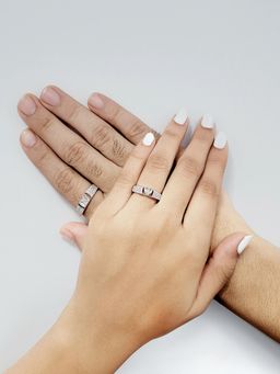 Silberry - 925 Sterling Silver White Embrace Couple Rings