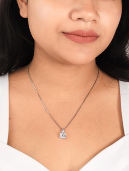 Silberry - 925 Sterling Silver Cube Pendant with Box Chain Necklace