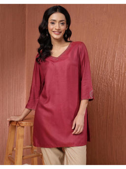 Fabindia - Maroon Viscose Silk Slim Fit Short Kurti