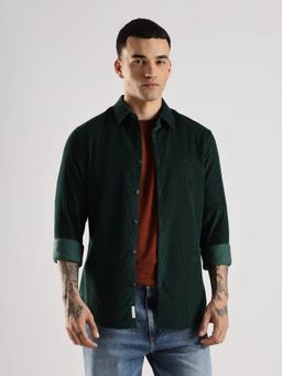 Calvin Klein - Green Solid Slim Fit Cotton Shirt