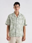 Green color option, Sold out, Currently selected