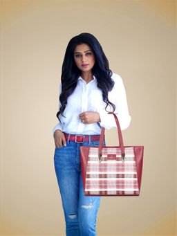 The Clownfish - Agnes Series Handbag For Women - Premium Faux Leather-Maroon