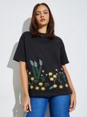 Black color option, Currently selected