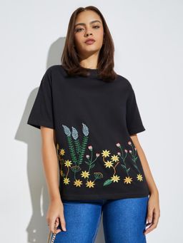 Styli - Women Black Floral Embroidered Crew Neck Oversized T-Shirt