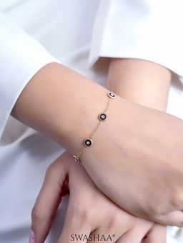 SWASHAA - White Maelis Charms Bracelet