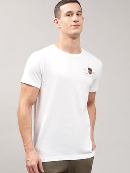 GANT - Men White Solid Regular Fit T-Shirt