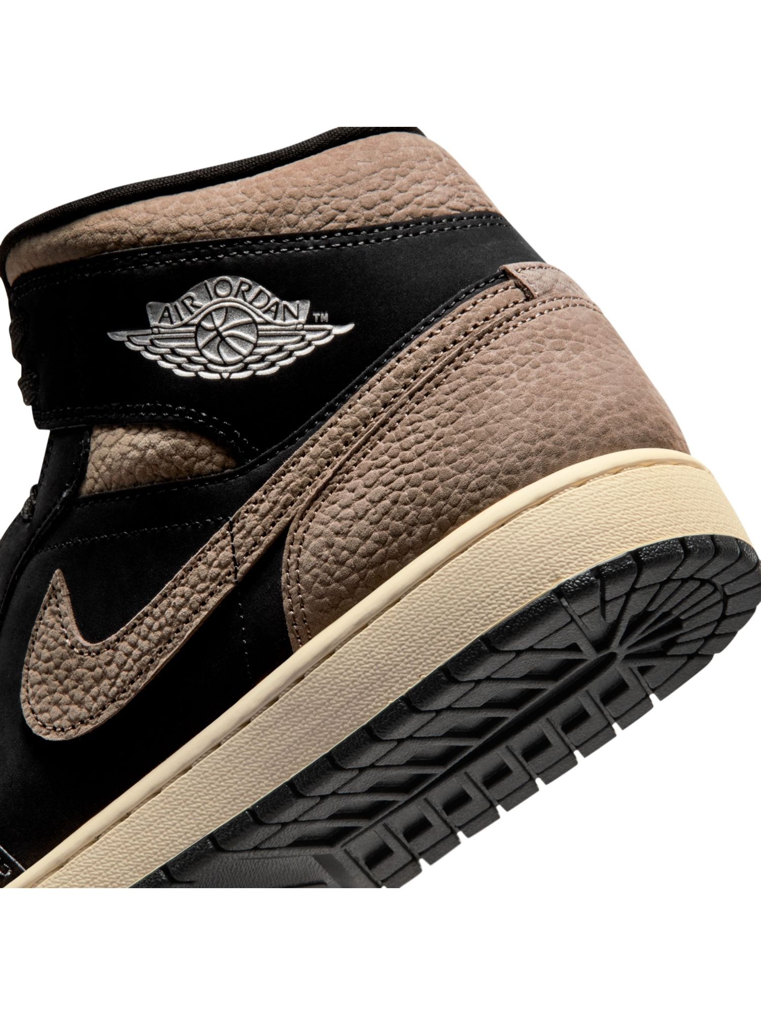 Buy Nike Men Air Jordan 1 Mid SE Sneakers Online | Footlocker India