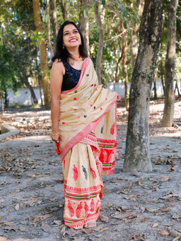 APAAPI THREADS OF GLORY - Beige Tussar Mekhela Chador
