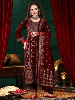 Libas - Maroon Floral Embellished Velvet Kurta With Pant & Dupatta