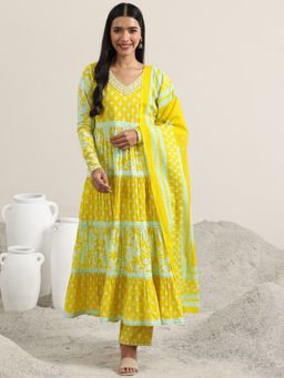 Libas - Yellow Floral Printed Panelled Anarkali Kurta With Pant & Dupatta (Set of 3)