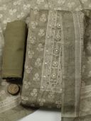 Green color option, Sold out, Currently selected
