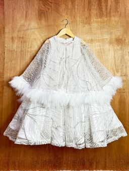 Alyaansh Couture - Embellished Ivory Knee Dress With Furry Cape