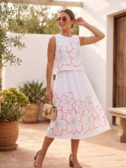 Zolo Label - White Elegant Blush Blossom Printed Sleeveless Layered Midi Dress