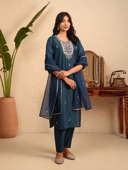 MEENA BAZAAR - Embroidered Cotton Blue Kurta with Pant and Dupatta