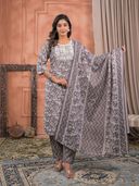 Brown color option, Sold out, Currently selected
