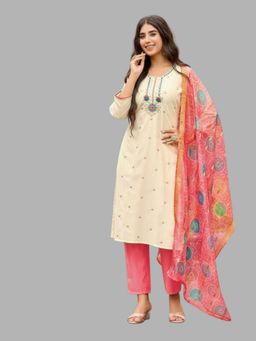 Tansi - Off-White Kurta with Pant and Dupatta