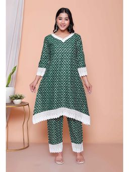 Miravan - Green Rayon Zigzag Print Kurta with Pant
