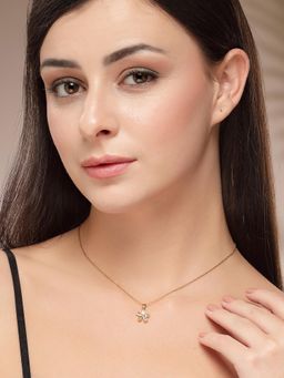 Karatcart - Women Gold-Plated Floral Sparkling Crystals Necklace
