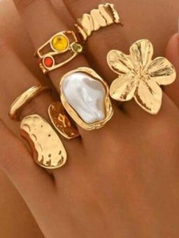 OOMPH - Women Stylish Cocktail Rings (Pack of 6)