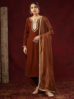 Janasya - Women's Brown Velvet Straight Kurta and Pant with Dupatta