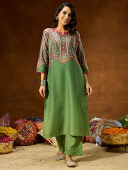 Janasya - Women's Green Cotton Blend Printed Straight Kurta and Pant