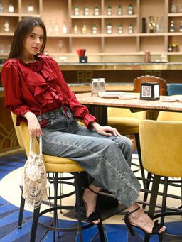 Odette - White Embellished Velvet Potli