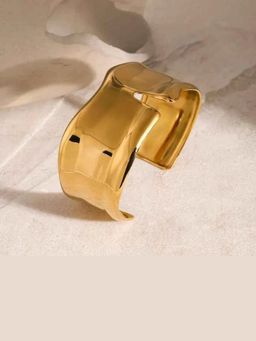 Amorenmore - Bold Grace Sora 18K Gold Plated Open Cuff Bracelet