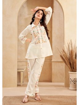 KAFTANIZE - White Chinnon Floral Embroidered Co-Ord (Set of 2)