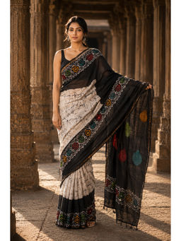 AMRUTKALA SAREES - White Linen Printed Saree With Unstitched Blouse