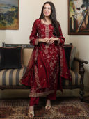 Maroon color option, Currently selected
