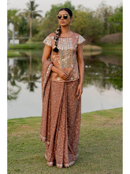 Nikita Vishakha - Mauve Kurti with Saree