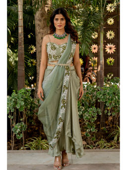 Nikita Vishakha - Green Skirt with Blouse, Drape and Belt (Set of 4)