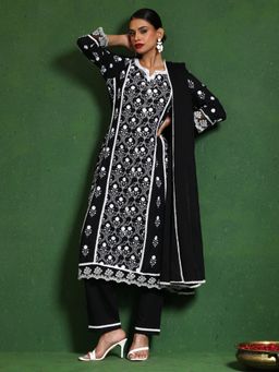 Varanga - Ethnic Jall Thread Embroidered Chikankari Kurta with Pant and Dupatta (Set of 3)